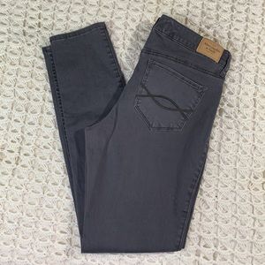 Abercrombie & Fitch Midrise Ankle Grey Pants